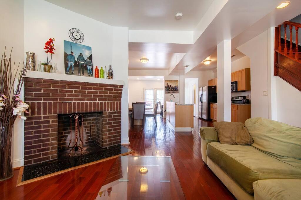 Relaxing, Spacious, Private, Walkable In Petworth! Вашингтон Экстерьер фото